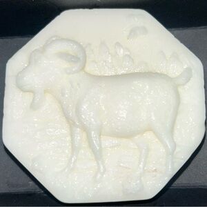 Hand Crafted Goats Milk Soap - Goats Milk Soap - White Soap - Sunflower Soap